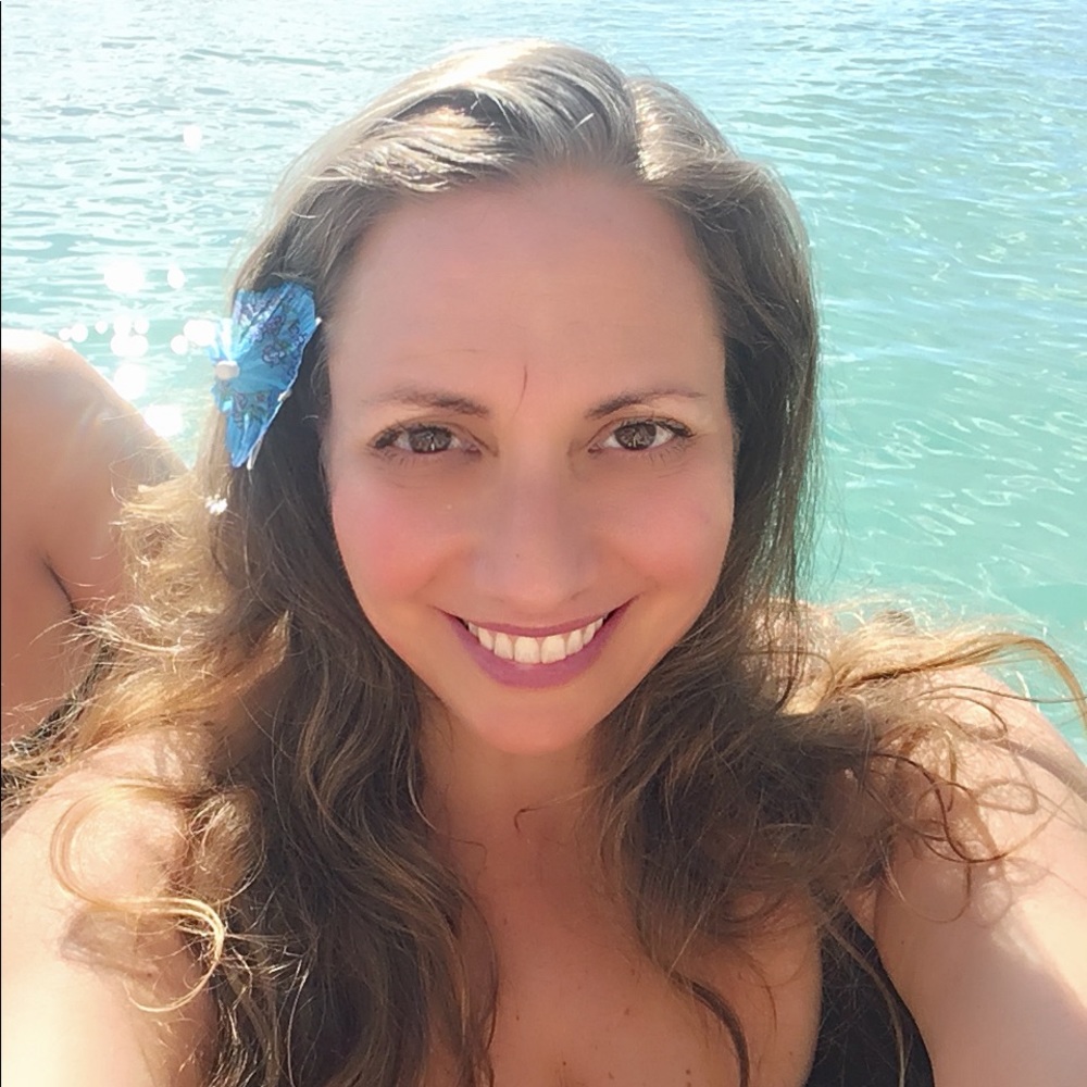 Meet your Posher, Julia